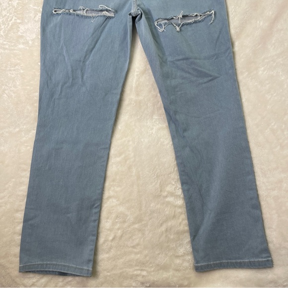 BooHoo Blue High Waist Back Rip Light Blue Jeans Size 8 - Picture 4 of 13